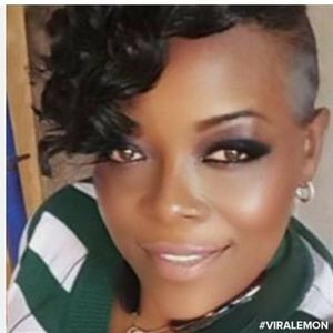 Meet your Posher, Roxanne